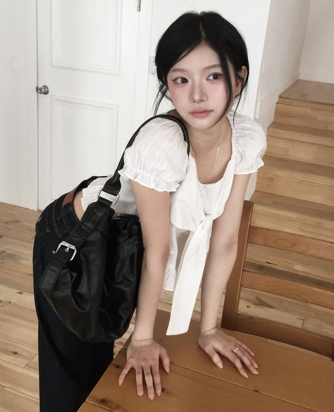 〔預購〕雲朵奶霜蝴蝶結綁帶襯衫