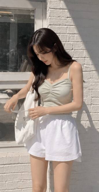 〔預購〕Mint Étoile 薄荷星光抓皺細肩背心