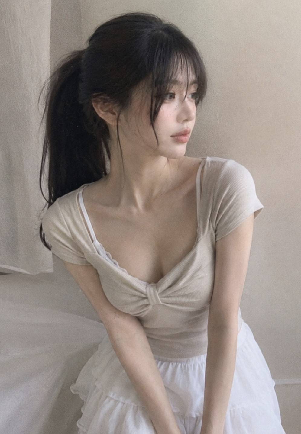 〔預購〕리본怦然蝴蝶結細閃上衣 闆娘pick